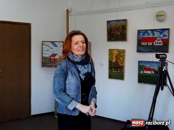 Zdjęcie w galerii na portalu naszraciborz.pl: Katarzyna Enerlich na otwarcie miejskiej biblioteki wiadomości z regionu