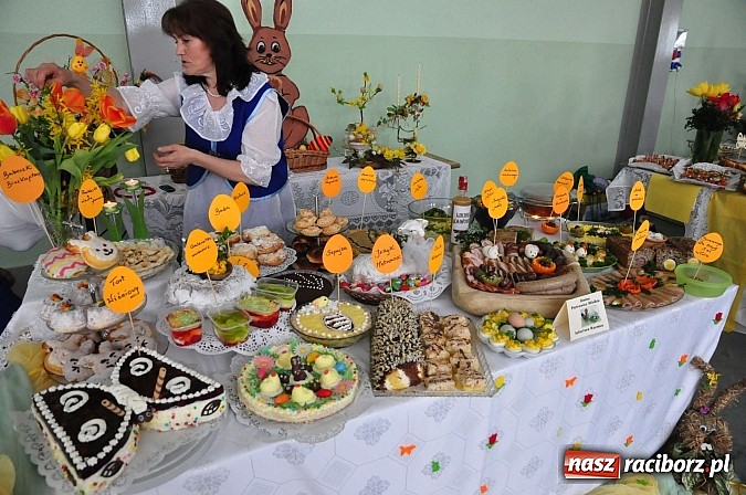 Zdjęcie w galerii na portalu naszraciborz.pl: Po śląsku i chińsku na festiwalu potraw w Pietrowicach Wielkich wiadomości z regionu