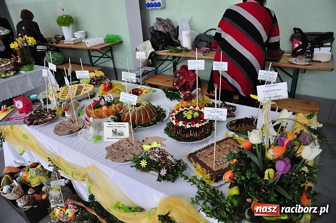 Zdjęcie w galerii na portalu naszraciborz.pl: Po śląsku i chińsku na festiwalu potraw w Pietrowicach Wielkich wiadomości z regionu