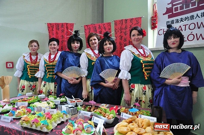 Zdjęcie w galerii na portalu naszraciborz.pl: Po śląsku i chińsku na festiwalu potraw w Pietrowicach Wielkich wiadomości z regionu