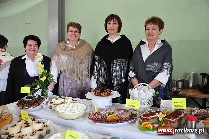 Zdjęcie w galerii na portalu naszraciborz.pl: Po śląsku i chińsku na festiwalu potraw w Pietrowicach Wielkich wiadomości z regionu