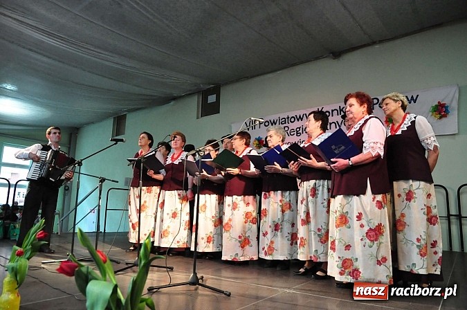 Zdjęcie w galerii na portalu naszraciborz.pl: Po śląsku i chińsku na festiwalu potraw w Pietrowicach Wielkich wiadomości z regionu