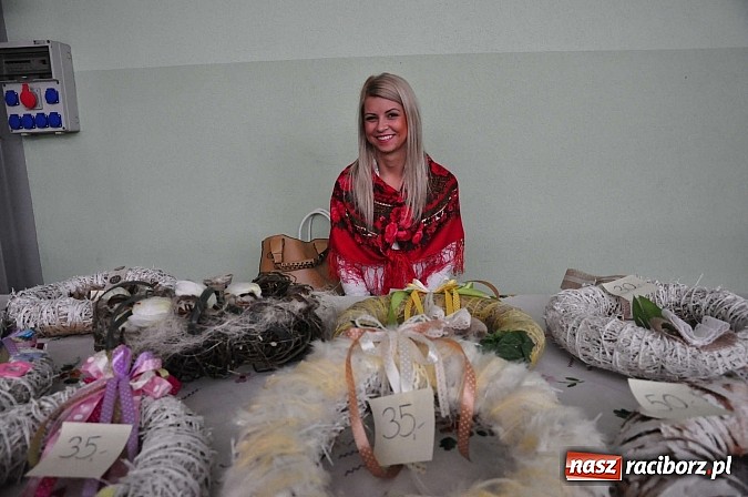 Zdjęcie w galerii na portalu naszraciborz.pl: Po śląsku i chińsku na festiwalu potraw w Pietrowicach Wielkich wiadomości z regionu