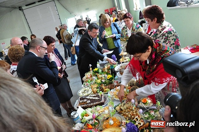 Zdjęcie w galerii na portalu naszraciborz.pl: Po śląsku i chińsku na festiwalu potraw w Pietrowicach Wielkich wiadomości z regionu