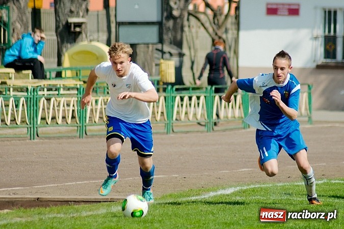 Zdjęcie w galerii na portalu naszraciborz.pl: Dobre spotkanie raciborskiego Ikara. Odra Centrum pokonana wiadomości z regionu