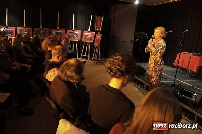 Zdjęcie w galerii na portalu naszraciborz.pl: Słowo, obraz i muzyka w RCK wiadomości z regionu