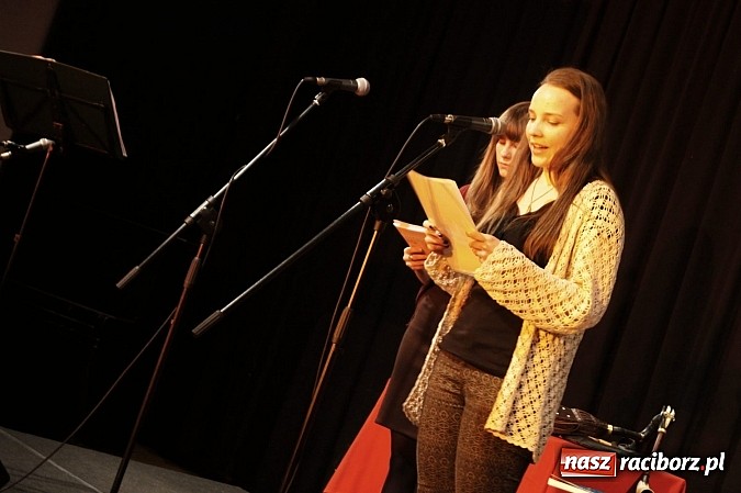 Zdjęcie w galerii na portalu naszraciborz.pl: Słowo, obraz i muzyka w RCK wiadomości z regionu