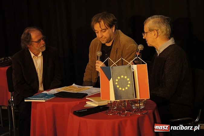 Zdjęcie w galerii na portalu naszraciborz.pl: Słowo, obraz i muzyka w RCK wiadomości z regionu