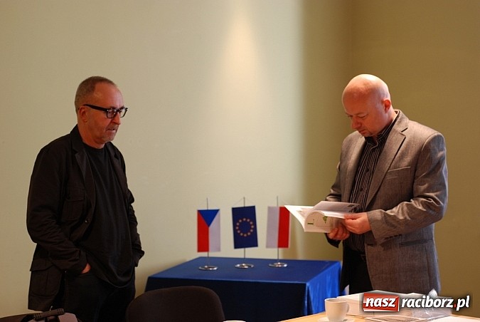 Zdjęcie w galerii na portalu naszraciborz.pl: Słowo, obraz i muzyka w RCK wiadomości z regionu