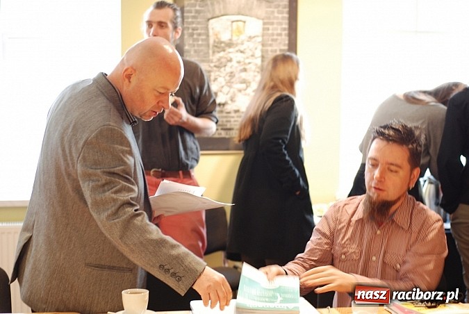 Zdjęcie w galerii na portalu naszraciborz.pl: Słowo, obraz i muzyka w RCK wiadomości z regionu