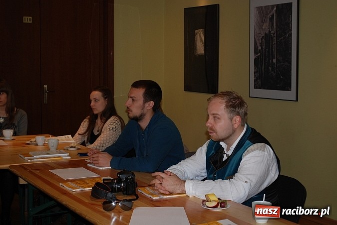 Zdjęcie w galerii na portalu naszraciborz.pl: Słowo, obraz i muzyka w RCK wiadomości z regionu