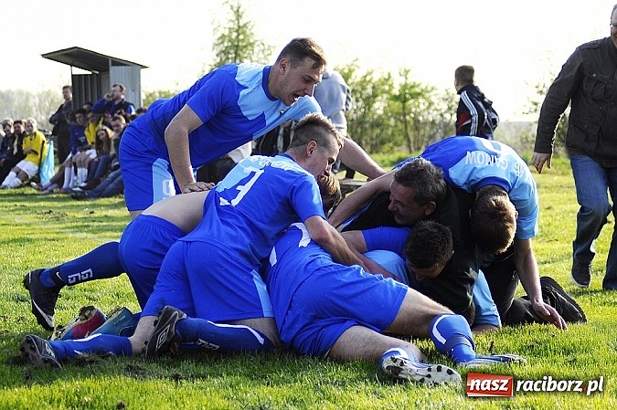 Zdjęcie w galerii na portalu naszraciborz.pl: Festiwal karnych i kartek w Pawłowie wiadomości z regionu