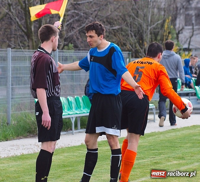 Zdjęcie w galerii na portalu naszraciborz.pl: Udany rewanż rezerw gaszowickiego Dębu. Wicher niegroźną bryzą wiadomości z regionu