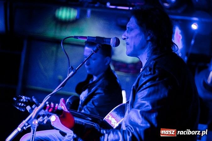 Zdjęcie w galerii na portalu naszraciborz.pl: Wokalista Dżemu w After Dark wiadomości z regionu