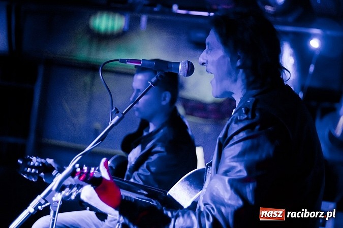 Zdjęcie w galerii na portalu naszraciborz.pl: Wokalista Dżemu w After Dark wiadomości z regionu