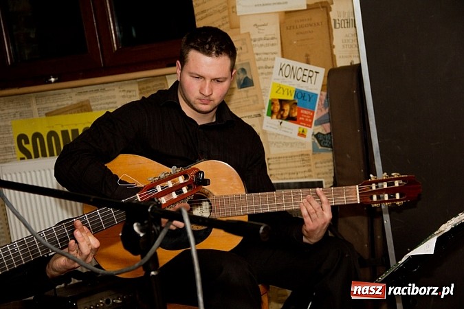 Zdjęcie w galerii na portalu naszraciborz.pl: COCOTIER na Końcu Świata wiadomości z regionu