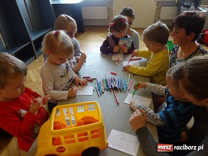 Zdjęcie w galerii na portalu naszraciborz.pl: Piękna wiosna w Fiku-miku wiadomości z regionu