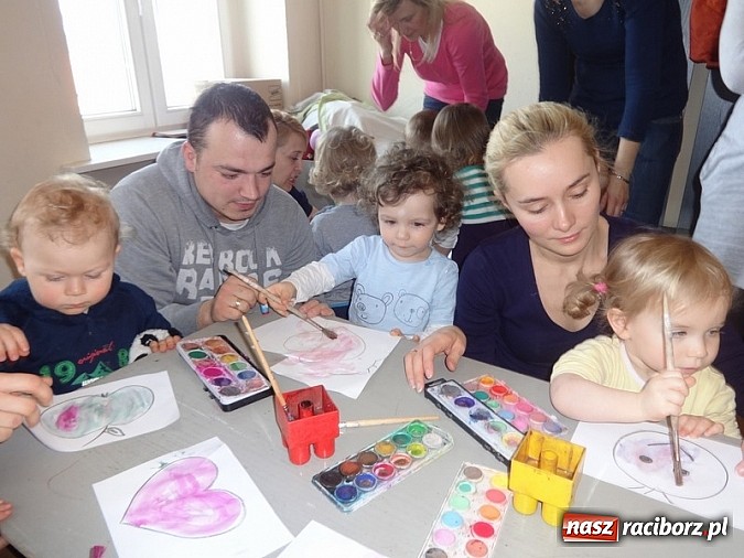 Zdjęcie w galerii na portalu naszraciborz.pl: Piękna wiosna w Fiku-miku wiadomości z regionu