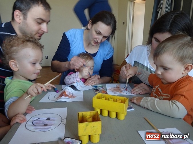 Zdjęcie w galerii na portalu naszraciborz.pl: Piękna wiosna w Fiku-miku wiadomości z regionu