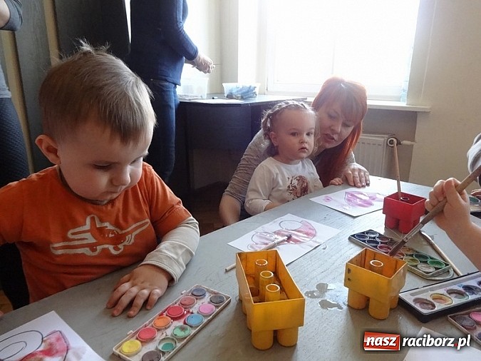 Zdjęcie w galerii na portalu naszraciborz.pl: Piękna wiosna w Fiku-miku wiadomości z regionu