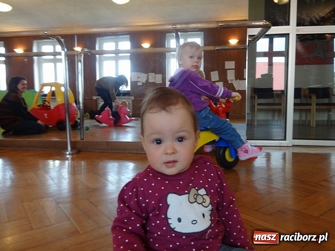 Zdjęcie w galerii na portalu naszraciborz.pl: Piękna wiosna w Fiku-miku wiadomości z regionu