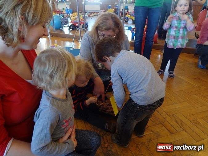 Zdjęcie w galerii na portalu naszraciborz.pl: Piękna wiosna w Fiku-miku wiadomości z regionu