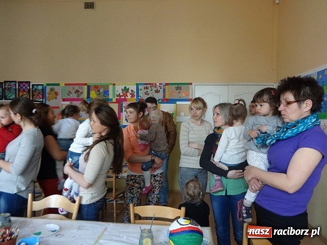 Zdjęcie w galerii na portalu naszraciborz.pl: Piękna wiosna w Fiku-miku wiadomości z regionu