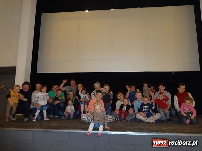 Zdjęcie w galerii na portalu naszraciborz.pl: Piękna wiosna w Fiku-miku wiadomości z regionu