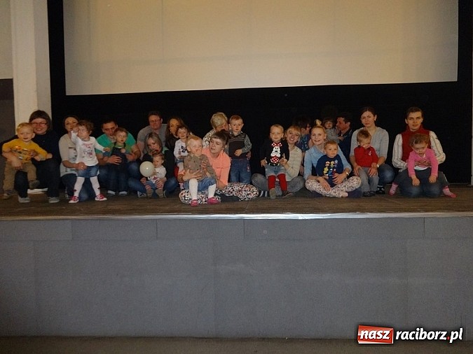 Zdjęcie w galerii na portalu naszraciborz.pl: Piękna wiosna w Fiku-miku wiadomości z regionu