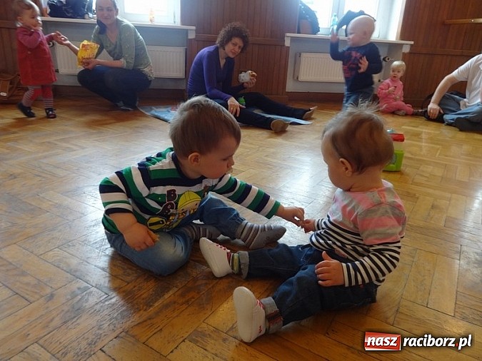 Zdjęcie w galerii na portalu naszraciborz.pl: Piękna wiosna w Fiku-miku wiadomości z regionu