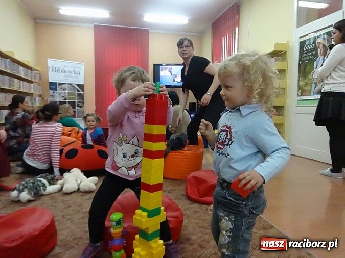 Zdjęcie w galerii na portalu naszraciborz.pl: Piękna wiosna w Fiku-miku wiadomości z regionu