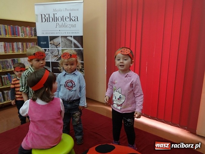 Zdjęcie w galerii na portalu naszraciborz.pl: Piękna wiosna w Fiku-miku wiadomości z regionu