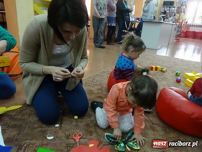 Zdjęcie w galerii na portalu naszraciborz.pl: Piękna wiosna w Fiku-miku wiadomości z regionu