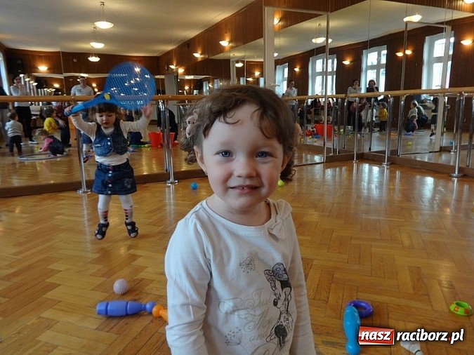Zdjęcie w galerii na portalu naszraciborz.pl: Piękna wiosna w Fiku-miku wiadomości z regionu