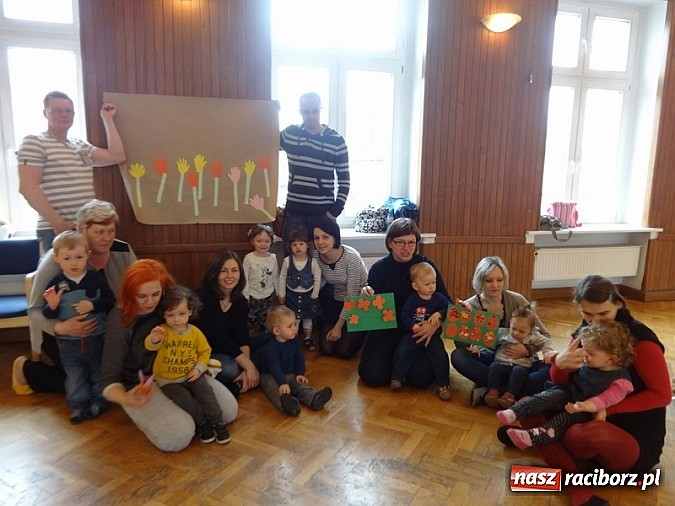 Zdjęcie w galerii na portalu naszraciborz.pl: Piękna wiosna w Fiku-miku wiadomości z regionu