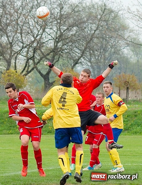 Zdjęcie w galerii na portalu naszraciborz.pl: Rafako-Lubomia: Bez bramek przy Łąkowej wiadomości z regionu
