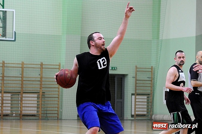 Zdjęcie w galerii na portalu naszraciborz.pl: Koszyk&oacute;wka. Dywyta mistrzem amatorki wiadomości z regionu