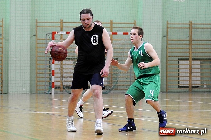 Zdjęcie w galerii na portalu naszraciborz.pl: Koszyk&oacute;wka. Dywyta mistrzem amatorki wiadomości z regionu