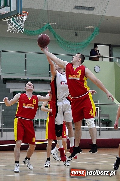 Zdjęcie w galerii na portalu naszraciborz.pl: Koszyk&oacute;wka. Dywyta mistrzem amatorki wiadomości z regionu