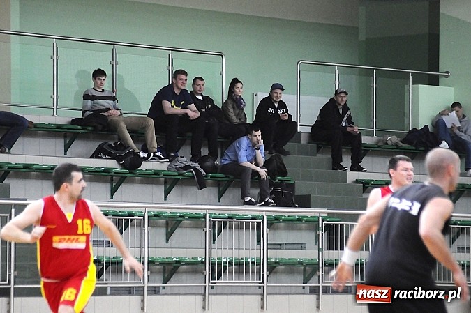 Zdjęcie w galerii na portalu naszraciborz.pl: Koszyk&oacute;wka. Dywyta mistrzem amatorki wiadomości z regionu