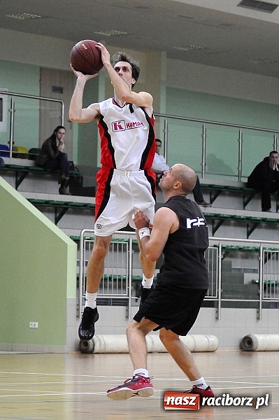 Zdjęcie w galerii na portalu naszraciborz.pl: Koszyk&oacute;wka. Dywyta mistrzem amatorki wiadomości z regionu