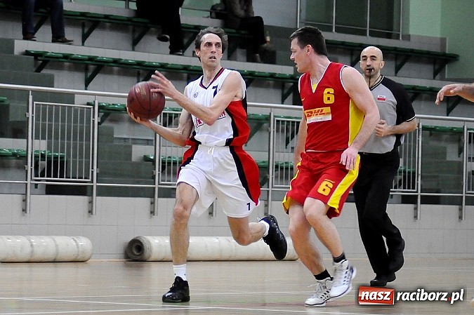 Zdjęcie w galerii na portalu naszraciborz.pl: Koszyk&oacute;wka. Dywyta mistrzem amatorki wiadomości z regionu