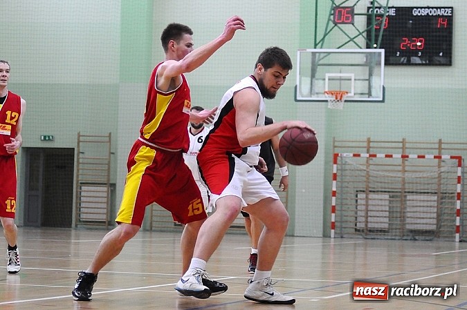 Zdjęcie w galerii na portalu naszraciborz.pl: Koszyk&oacute;wka. Dywyta mistrzem amatorki wiadomości z regionu