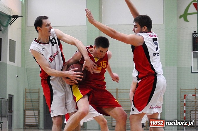 Zdjęcie w galerii na portalu naszraciborz.pl: Koszyk&oacute;wka. Dywyta mistrzem amatorki wiadomości z regionu