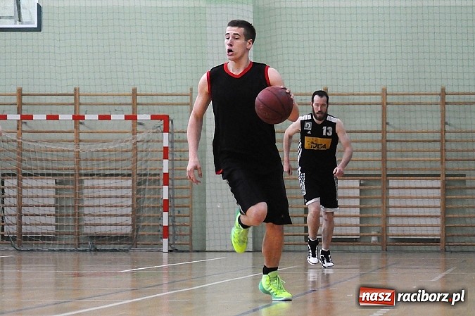 Zdjęcie w galerii na portalu naszraciborz.pl: Koszyk&oacute;wka. Dywyta mistrzem amatorki wiadomości z regionu