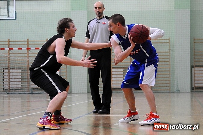 Zdjęcie w galerii na portalu naszraciborz.pl: Koszyk&oacute;wka. Dywyta mistrzem amatorki wiadomości z regionu