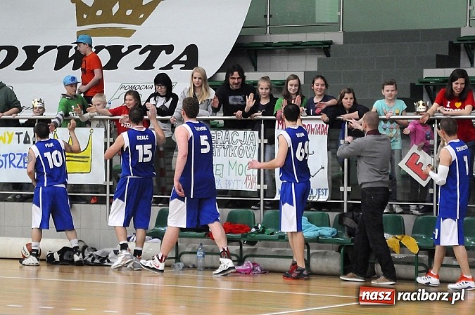 Zdjęcie w galerii na portalu naszraciborz.pl: Koszyk&oacute;wka. Dywyta mistrzem amatorki wiadomości z regionu