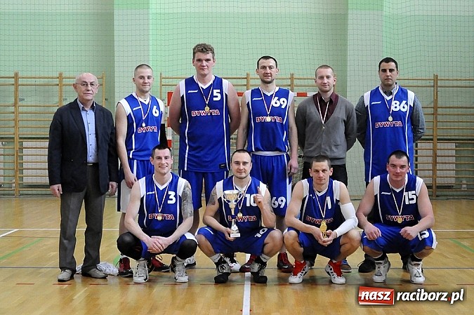 Zdjęcie w galerii na portalu naszraciborz.pl: Koszyk&oacute;wka. Dywyta mistrzem amatorki wiadomości z regionu