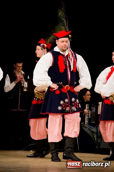 Zdjęcie w galerii na portalu naszraciborz.pl: Źródło zebrało 7,5 tys. zł dla chorej Mai wiadomości z regionu