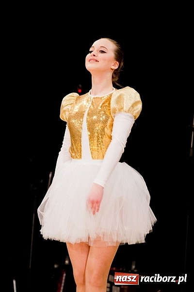 Zdjęcie w galerii na portalu naszraciborz.pl: Źródło zebrało 7,5 tys. zł dla chorej Mai wiadomości z regionu